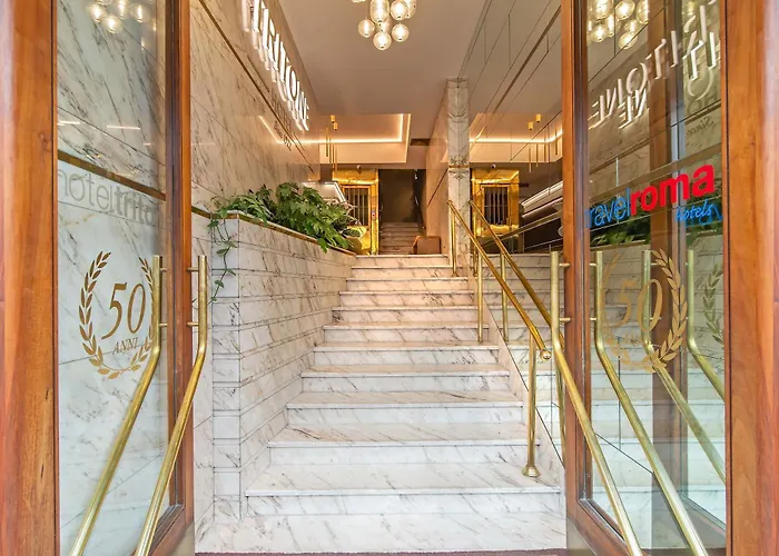 Hotel Tritone